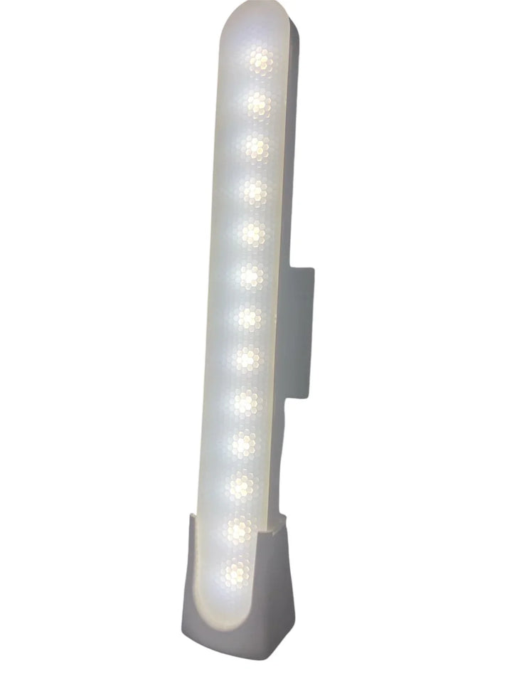 Lampă LED Reîncărcabilă pentru Birou – Iluminare Economică & Elegantă